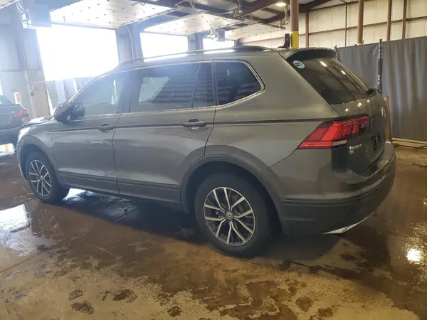 3VV2B7AX3KM199909 2019 VOLKSWAGEN TIGUAN - Image 2
