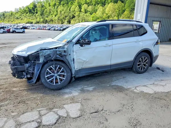 3VV2B7AX3LM002643 2020 VOLKSWAGEN TIGUAN - Image 1