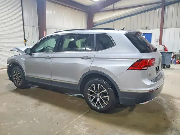 3VV2B7AX3LM013982 2020 VOLKSWAGEN TIGUAN - Image 2