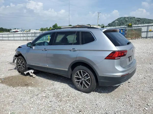 3VV2B7AX3LM040924 2020 VOLKSWAGEN TIGUAN - Image 2