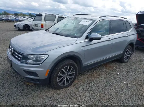 3VV2B7AX3LM067542 2020 VOLKSWAGEN TIGUAN - Image 2