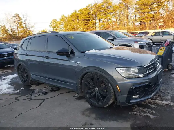 3VV2B7AX3LM070781 2020 VOLKSWAGEN TIGUAN - Image 1
