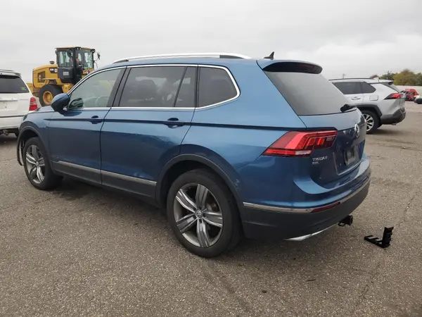 3VV2B7AX3LM082218 2020 VOLKSWAGEN TIGUAN - Image 2