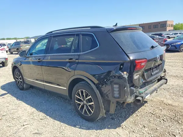 3VV2B7AX3LM104797 2020 VOLKSWAGEN TIGUAN - Image 2