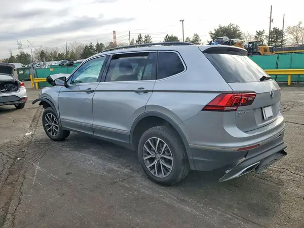 3VV2B7AX3LM105433 2020 VOLKSWAGEN TIGUAN - Image 2