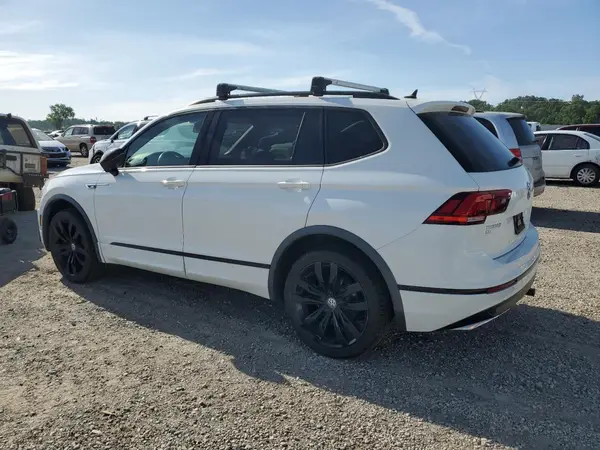 3VV2B7AX3LM118621 2020 VOLKSWAGEN TIGUAN - Image 2