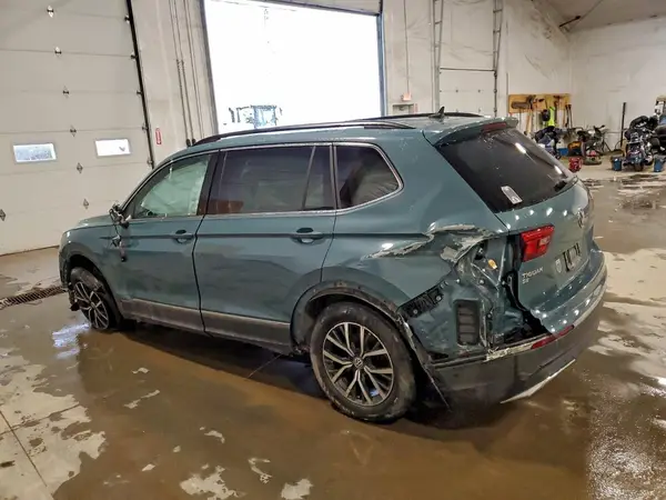 3VV2B7AX3LM135046 2020 VOLKSWAGEN TIGUAN - Image 2