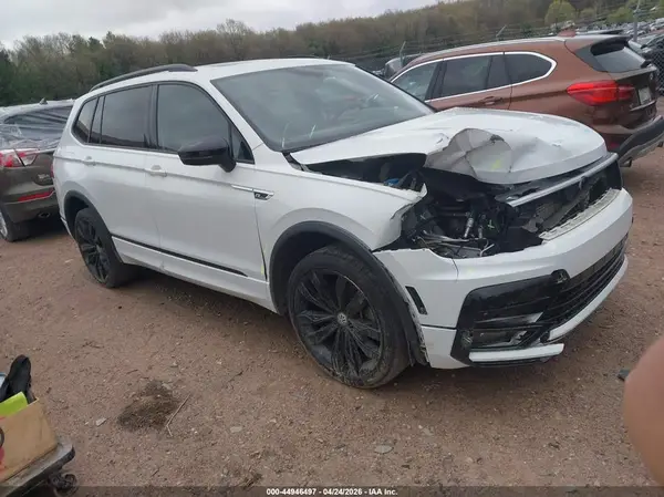3VV2B7AX3LM164451 2020 VOLKSWAGEN TIGUAN - Image 1