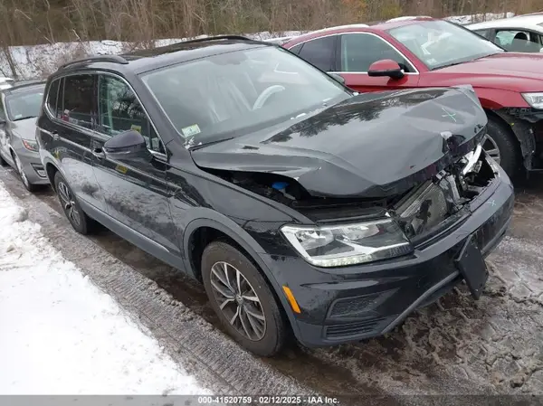 3VV2B7AX3LM181279 2020 VOLKSWAGEN TIGUAN - Image 1