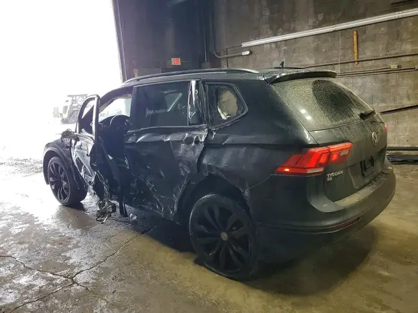 3VV2B7AX3MM020268 2021 VOLKSWAGEN TIGUAN - Image 2