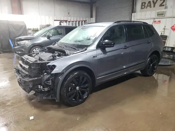 3VV2B7AX3MM049057 2021 VOLKSWAGEN TIGUAN - Image 1