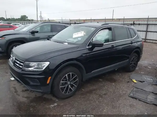 3VV2B7AX3MM049091 2021 VOLKSWAGEN TIGUAN - Image 2