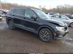 3VV2B7AX3MM057787 2021 VOLKSWAGEN TIGUAN