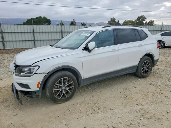 3VV2B7AX3MM074248 2021 VOLKSWAGEN TIGUAN - Image 1