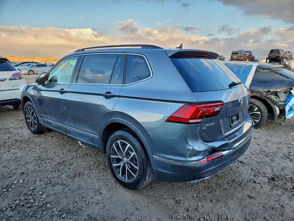 3VV2B7AX3MM088831 2021 VOLKSWAGEN TIGUAN - Image 2
