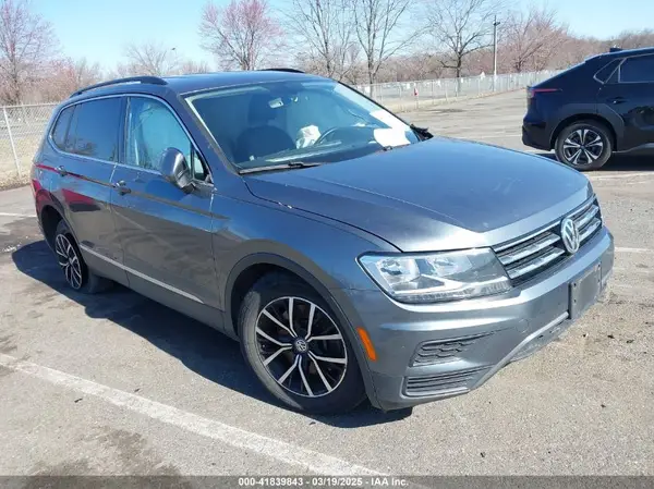 3VV2B7AX3MM116529 2021 VOLKSWAGEN TIGUAN - Image 1