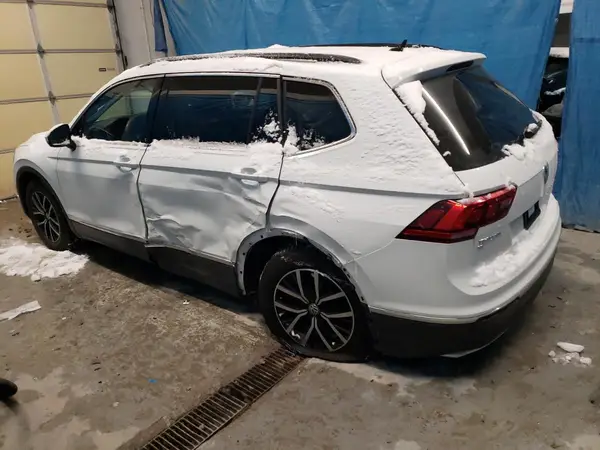 3VV2B7AX3MM134514 2021 VOLKSWAGEN TIGUAN - Image 2