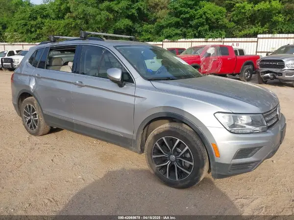 3VV2B7AX3MM139910 2021 VOLKSWAGEN TIGUAN - Image 1
