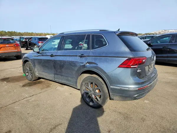 3VV2B7AX3NM022877 2022 VOLKSWAGEN TIGUAN - Image 2