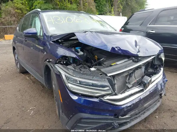 3VV2B7AX3NM043163 2022 VOLKSWAGEN TIGUAN - Image 1