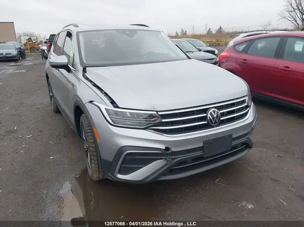 3VV2B7AX3NM061808 2022 VOLKSWAGEN TIGUAN - Image 1