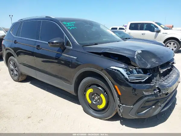 3VV2B7AX3NM132957 2022 VOLKSWAGEN TIGUAN - Image 1