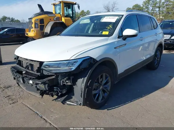 3VV2B7AX3NM146776 2022 VOLKSWAGEN TIGUAN - Image 2