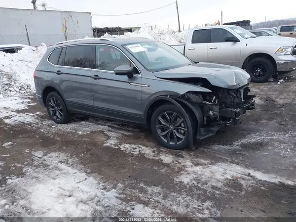 3VV2B7AX3NM160905 2022 VOLKSWAGEN TIGUAN - Image 1