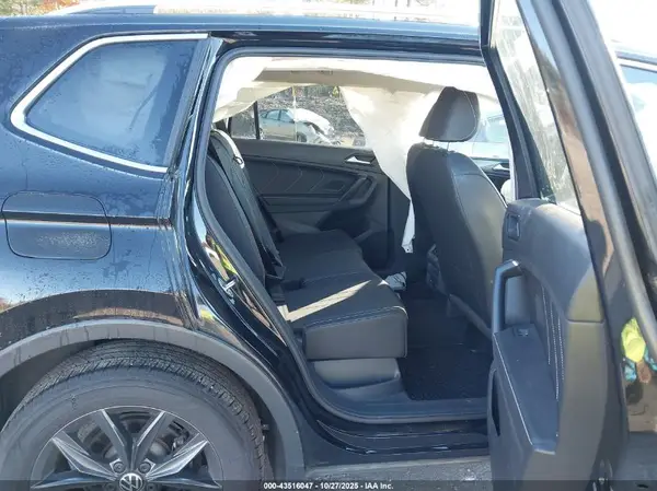 3VV2B7AX3PM029301 2023 VOLKSWAGEN TIGUAN - Image 8