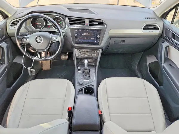 3VV2B7AX4JM026947 2018 VOLKSWAGEN TIGUAN - Image 8