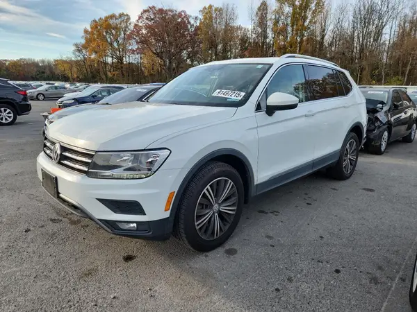 3VV2B7AX4JM038354 2018 VOLKSWAGEN TIGUAN - Image 1