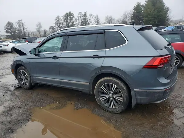 3VV2B7AX4JM052271 2018 VOLKSWAGEN TIGUAN - Image 2