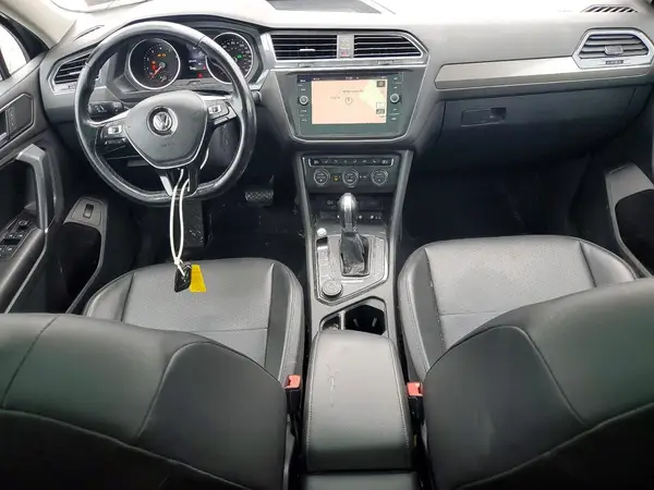 3VV2B7AX4JM052271 2018 VOLKSWAGEN TIGUAN - Image 8