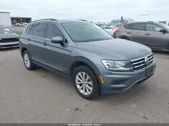 3VV2B7AX4JM068759 2018 VOLKSWAGEN TIGUAN