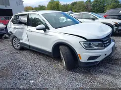 3VV2B7AX4JM071743 2018 VOLKSWAGEN TIGUAN