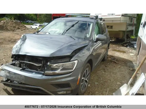 3VV2B7AX4JM118947 2018 VOLKSWAGEN TIGUAN - Image 2