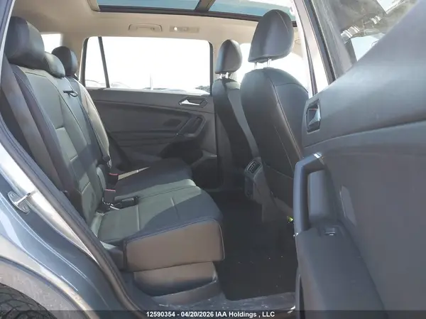 3VV2B7AX4JM147915 2018 VOLKSWAGEN TIGUAN - Image 8