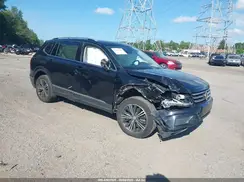 3VV2B7AX4JM157330 2018 VOLKSWAGEN TIGUAN