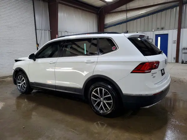 3VV2B7AX4JM192675 2018 VOLKSWAGEN TIGUAN - Image 2