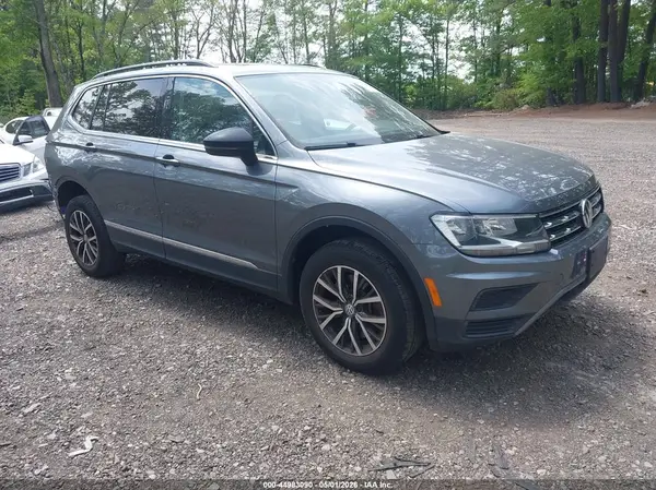 3VV2B7AX4JM206025 2018 VOLKSWAGEN TIGUAN - Image 1