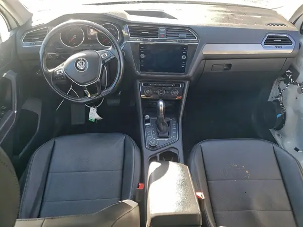 3VV2B7AX4JM215890 2018 VOLKSWAGEN TIGUAN - Image 8