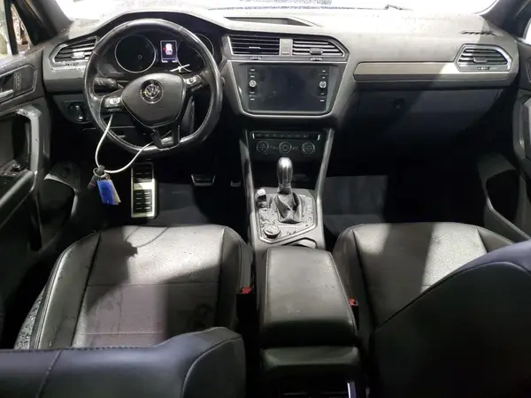 3VV2B7AX4JM218059 2018 VOLKSWAGEN TIGUAN - Image 8