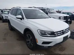 3VV2B7AX4KM026240 2019 VOLKSWAGEN TIGUAN
