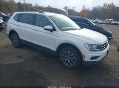 3VV2B7AX4KM031101 2019 VOLKSWAGEN TIGUAN