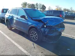 3VV2B7AX4KM033530 2019 VOLKSWAGEN TIGUAN
