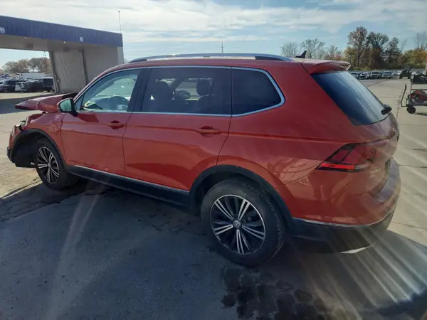 3VV2B7AX4KM046102 2019 VOLKSWAGEN TIGUAN - Image 2