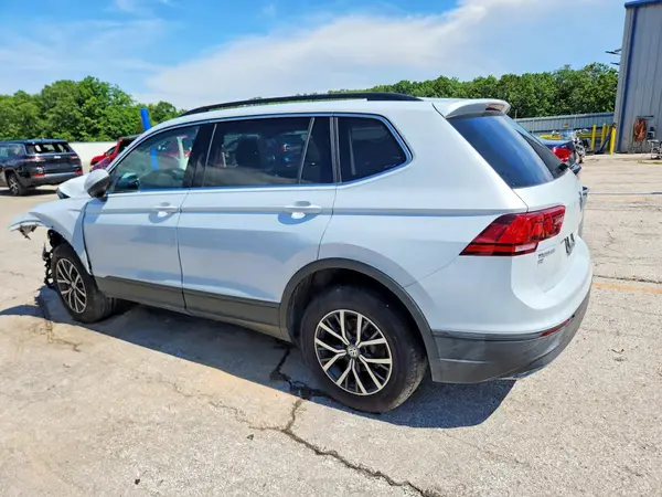 3VV2B7AX4KM065779 2019 VOLKSWAGEN TIGUAN - Image 2