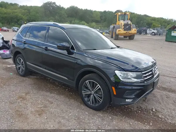 3VV2B7AX4KM067063 2019 VOLKSWAGEN TIGUAN - Image 1