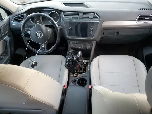 3VV2B7AX4KM068133 2019 VOLKSWAGEN TIGUAN - Image 8