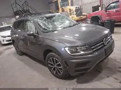 3VV2B7AX4KM068231 2019 VOLKSWAGEN TIGUAN